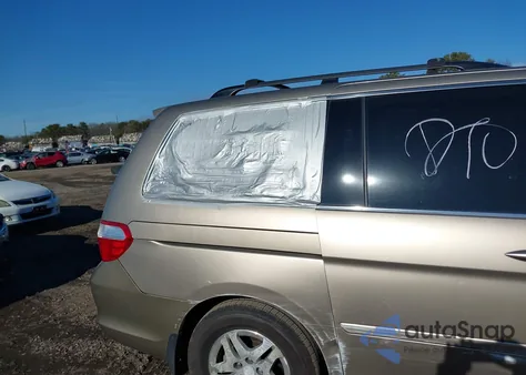 2005 Honda Odyssey Ex-L z USA, uszkodzony, nr VIN 5FNRL38665B021016